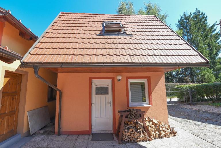 Central Brežice Chalet & Parking - Chambres d'hôtes Brežice