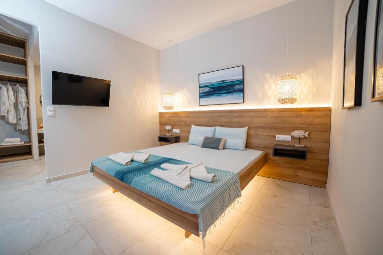 Mira Marina - B&B Mesaria