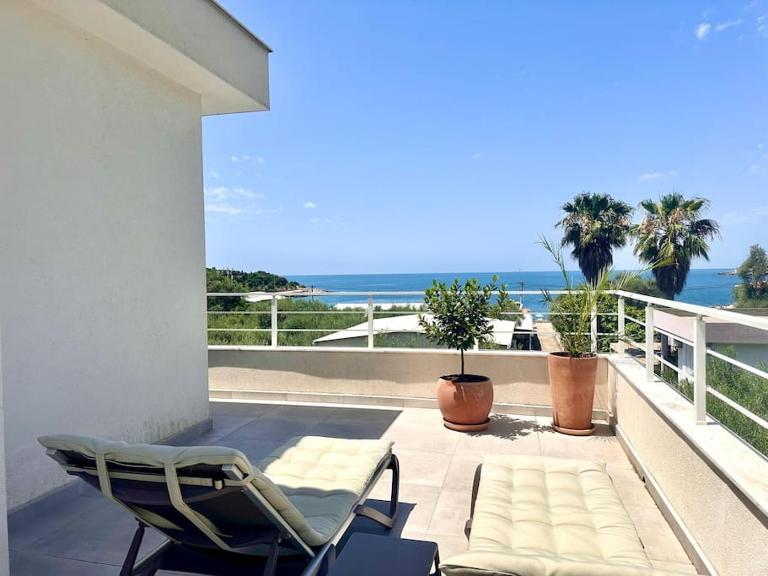 La Laguna Rooftop Apartment 50 m from the beach - B&B Masline