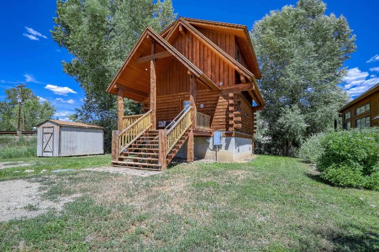 403 Apache Street ("Rio Retreat") - B&B Pagosa Springs