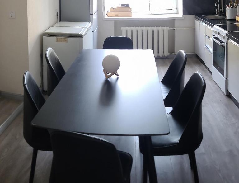 Cozy Central City Apartment - Chambres d'hôtes Oulan-Bator