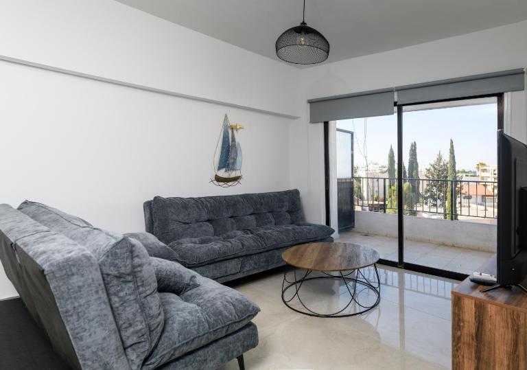 Ollies 3 Bedroom Apartment - Chambres d'hôtes Larnaca