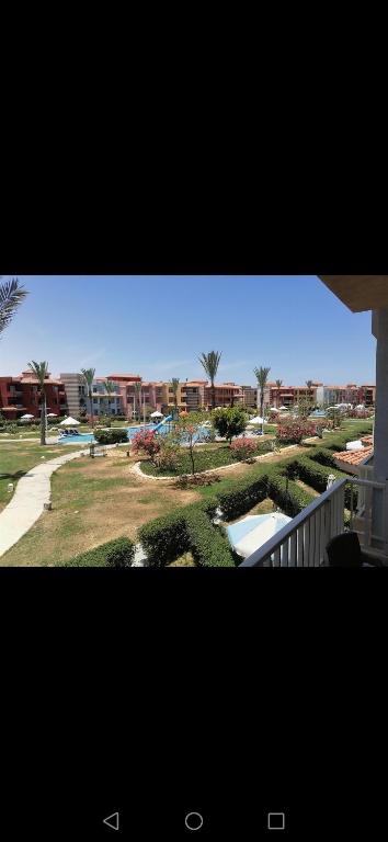 Luxury chalet in Porto Matrouh Beach resort - Bed and Breakfast Marsá Maţrūḩ