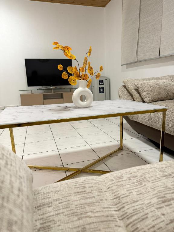 Neu renovierte Ferienwohnung mit Terrasse & schnellem WLAN im Odenwald - Ferienwohnung Fürth