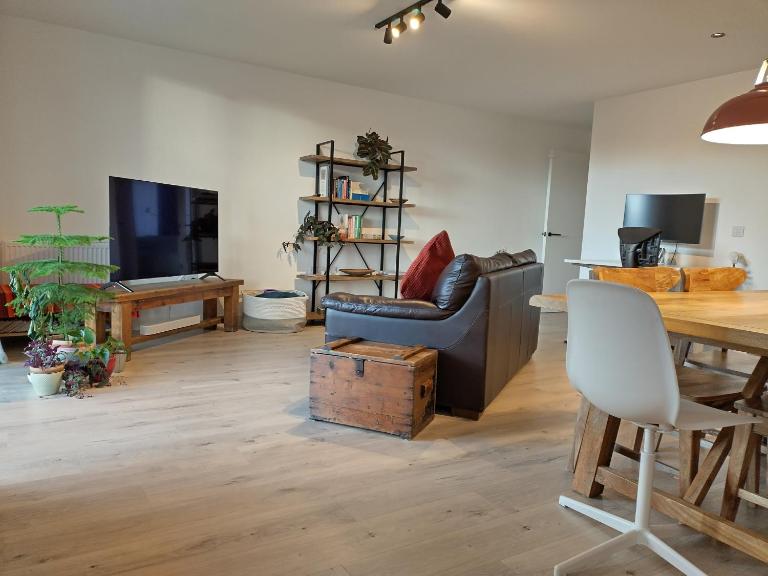 amazing apartments Water of Leith View in Leith - B&B Edinburgh