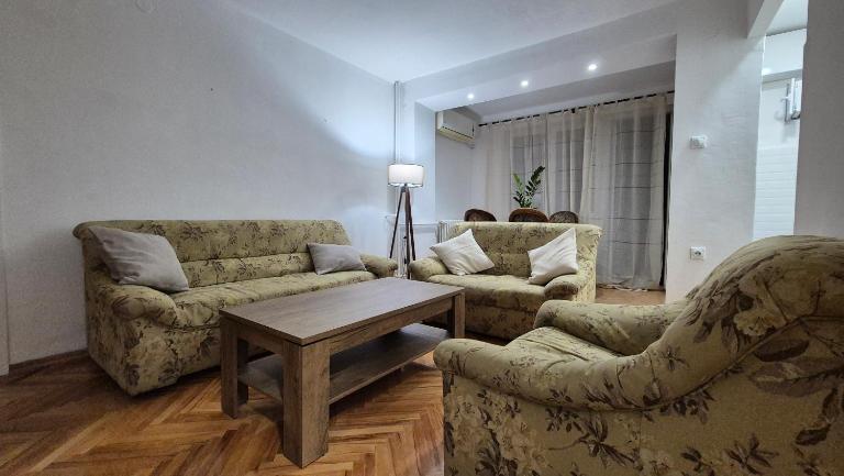 Apartment SKUPI - B&B Skopje