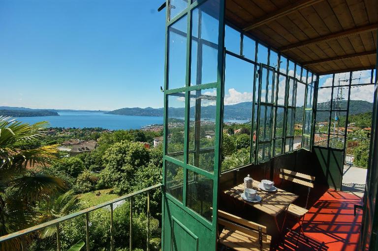 Giulietta Alpina - House with Splendid Lake View for 6 People - B&B Cissano