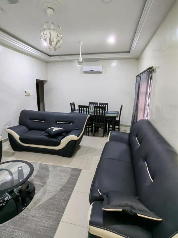 Ouslane Appart-1 - B&B Cotonou