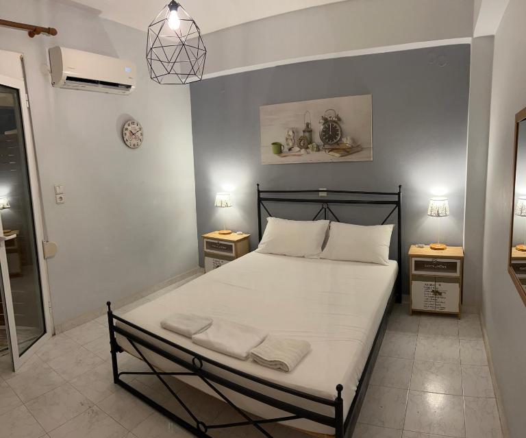 Menelaos Family Apartments - B&B Adelianós Kámpos