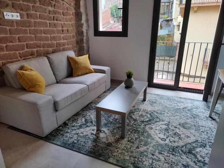 ANTIC Manresa 1 - B&B Manresa