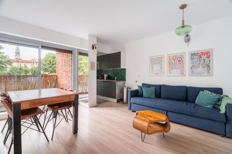 Le Grand Blanqui - Face RER B - Free Parking - B&B Gentilly