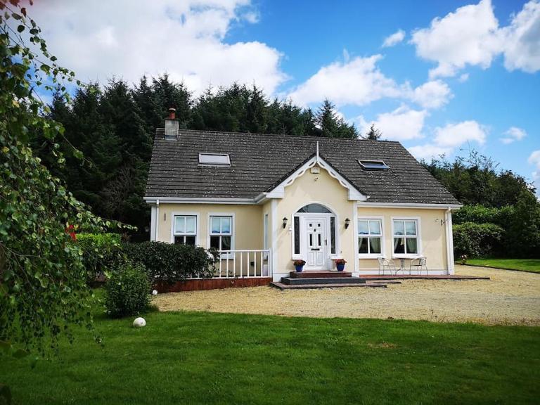 Country home in coolkenno, near Tullow & Shillelagh Wicklow - Ferienwohnung Coolkenna Street