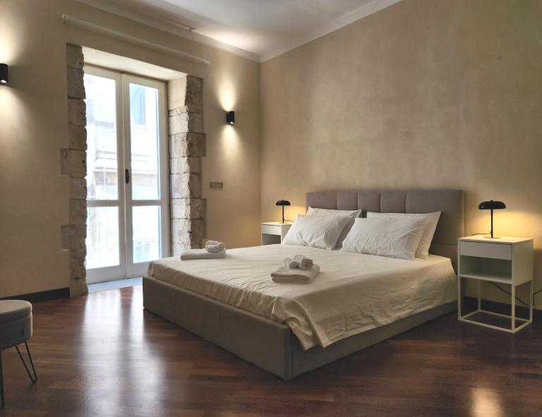 Candemira - Ortigia Marina Apartment - B&B Siracusa