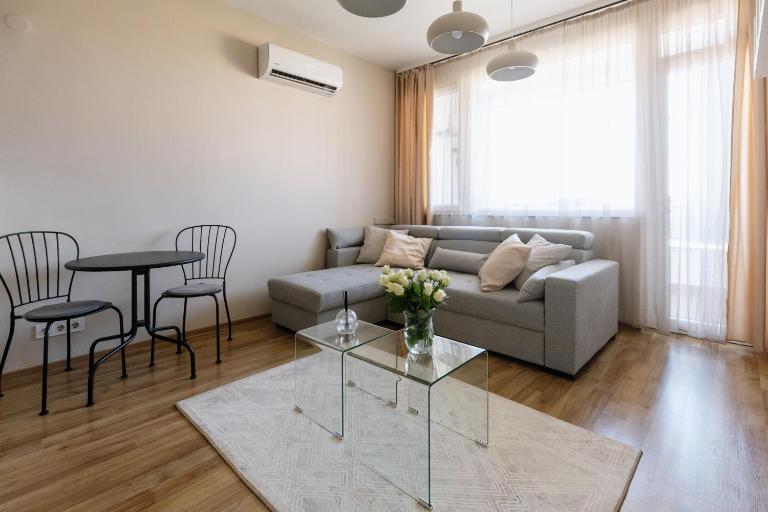 Vimini Apartman - B&B Seghedino