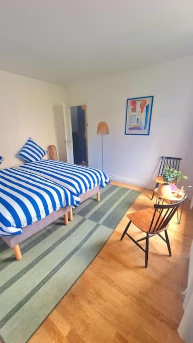Superbe Maison près du Sacré Cœur - B&B Parigi