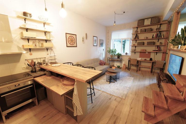 Jaukus Butas - Studija centre - B&B Klaipėda