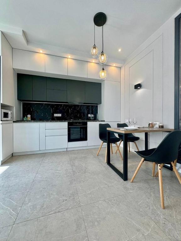 ApartPoltava PREMIUM ДИЗАЙН закритий ЖК ПИЛИПА ОРЛИКА 26 - Ferienwohnung Poltawa