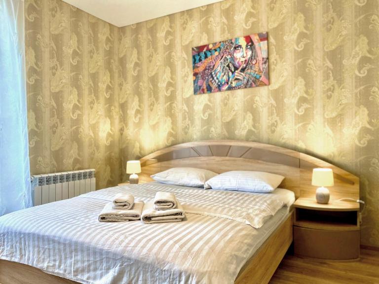 ApartPoltava НОВИЙ будинок, в самому ЦЕНТРІ 2-ОКРЕМІ кімнати, ПАНОРАМНИЙ БАЛКОН - B&B Poltava