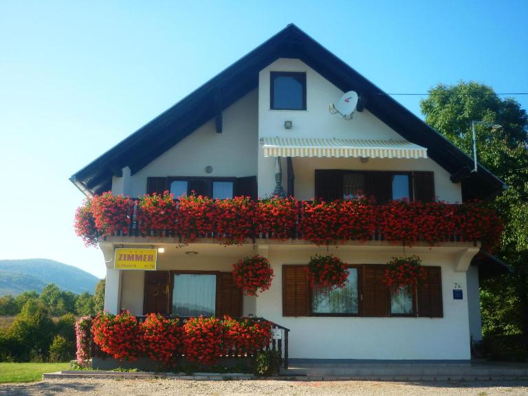House Anamarija - Bed and Breakfast Selište