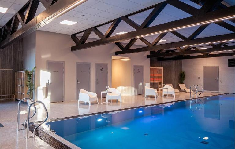 Modern apartment in Åros with swimming pool!-Moderne leilighet på Åros med svømmebasseng! - B&B Søgne