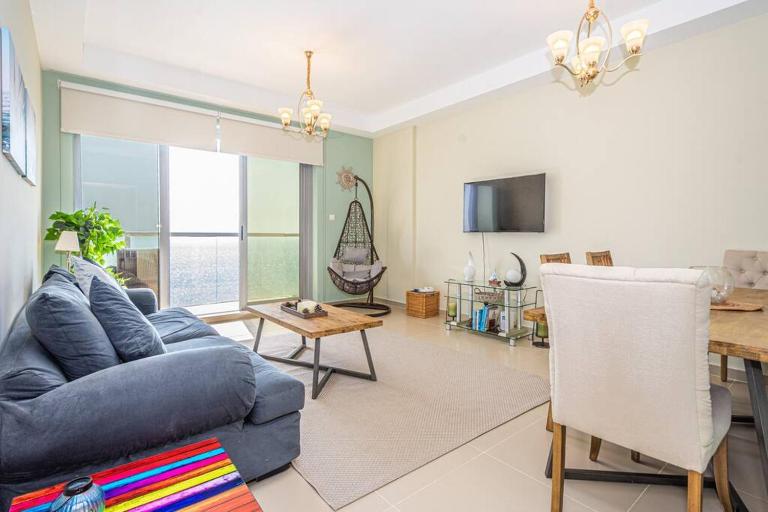 Contemporary Full Ocean View Apartment - B&B Ras Al Khaimah