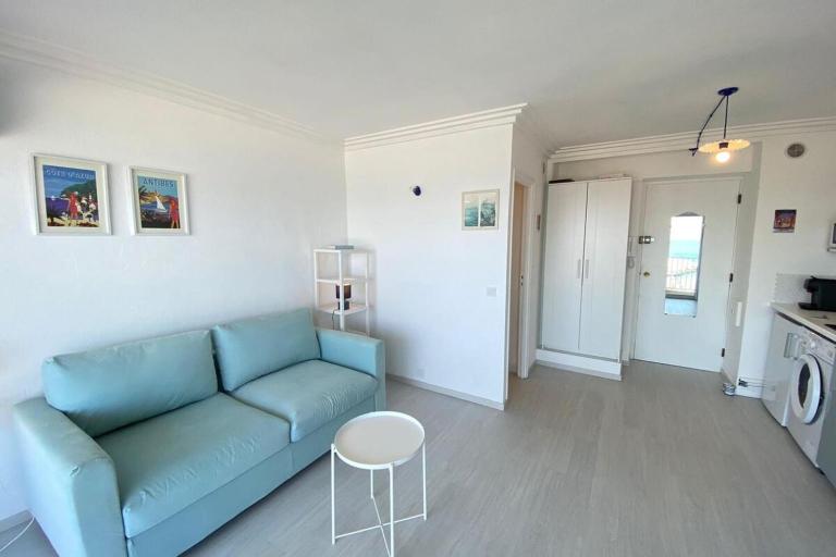 06AT1 - Studio Salis - B&B Antibes