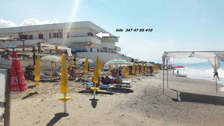 casa vacanze dei navigatori on the sea - B&B Pontecagnano