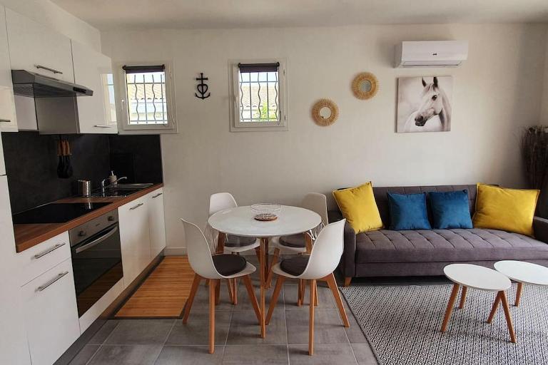 Charmant appartement au calme situé en Camargue - Ferienwohnung Saint-Laurent-d'Aigouze