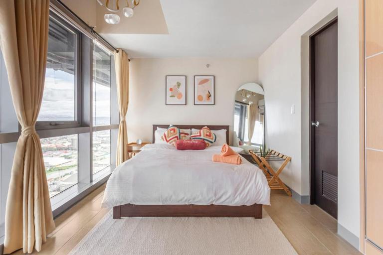 Executive 1 Bedroom with Pool Sauna Gym and More - Ferienwohnung Manila
