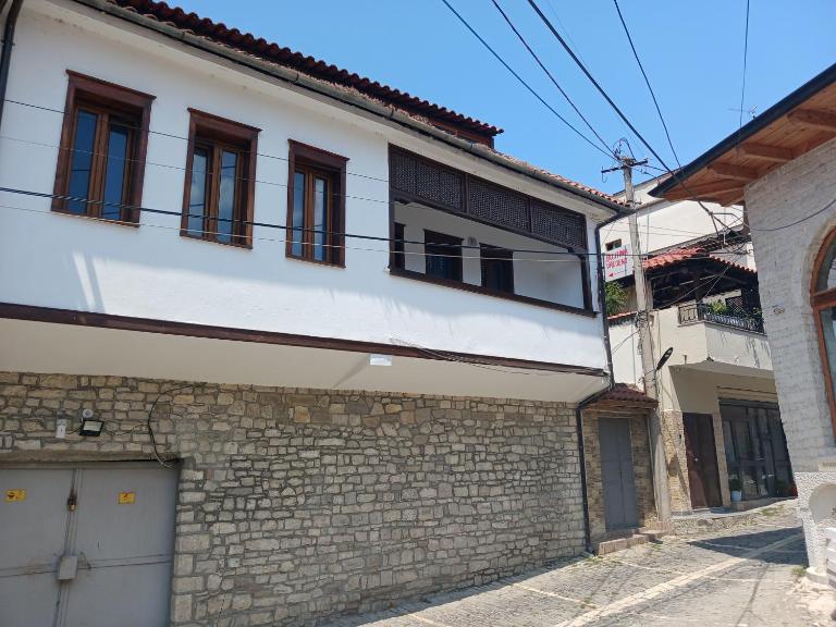 Bujtina Valgent - Ferienwohnung Berat