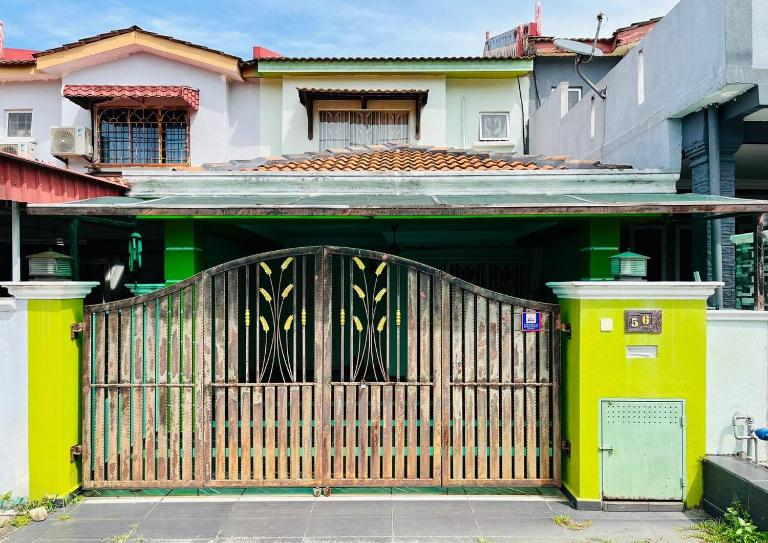 Jizek Homestay Bajet - B&B Rawang