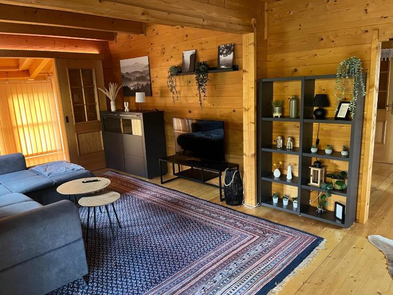 Großes gemütliches Chalet im Steigerwald nähe Bamberg - Ferienwohnung Lisberg
