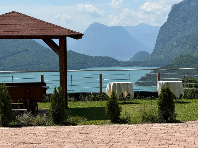 Agriturismo Ai Castioni - B&B Molveno