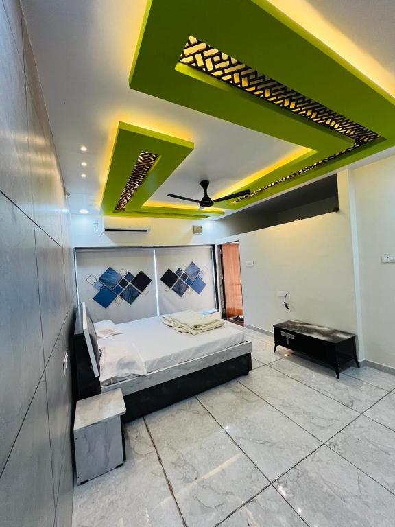 Rudraksh Homestay - B&B Garudeshwar