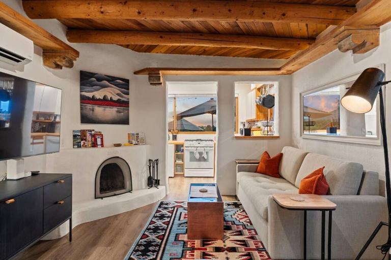 Scenic Santa Fe Downtown Escape - B&B Santa Fe