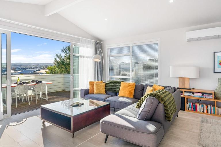Timeout @ Taupo - Lake Views - B&B Taupo