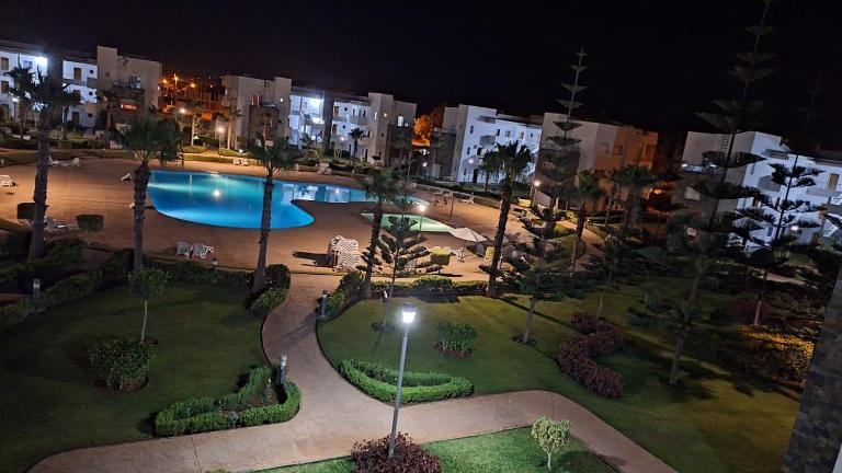 Résidence Perla Saidia-seulement pour les familles- Plage à 5 min à pieds - Piscine en travaux - B&B Saidia