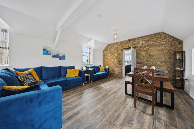 Host & Stay - The Staffordshire Knot - B&B Buxton