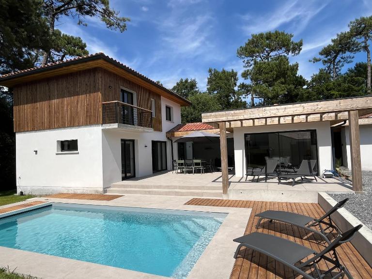 Villas-des-oyats - Ophila - 8 personnes climatisée piscine chauffée - Bed and Breakfast Seignosse