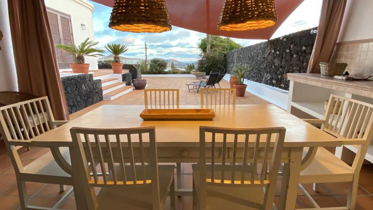 Casa Tegue - Bed and Breakfast Nazaret