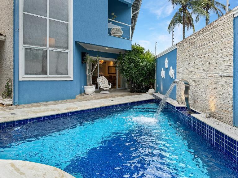 Pousada Maraka Suite a 50m da Praia com Ar Condicionado e Piscina - B&B Guarujá