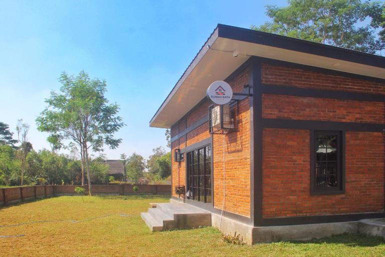 Rumah Bata Salatiga - B&B Salatiga