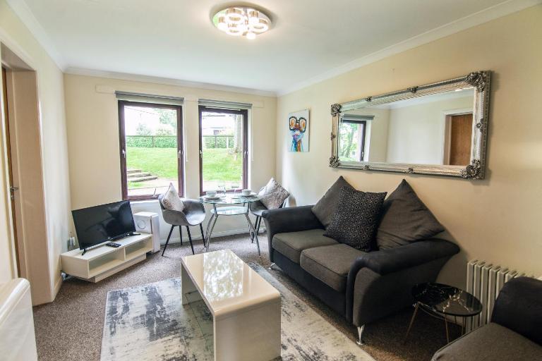 The SUMMIT Apartment - Aberdeen City Centre - Perfect for Long and short Stay - B&B Aberdeen