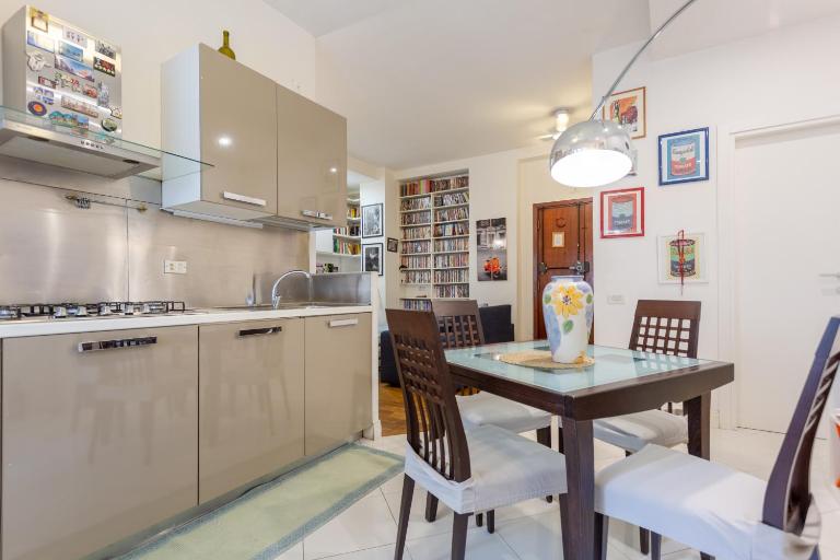 Comfortable apartment in a strategic position - Ferienwohnung Rom