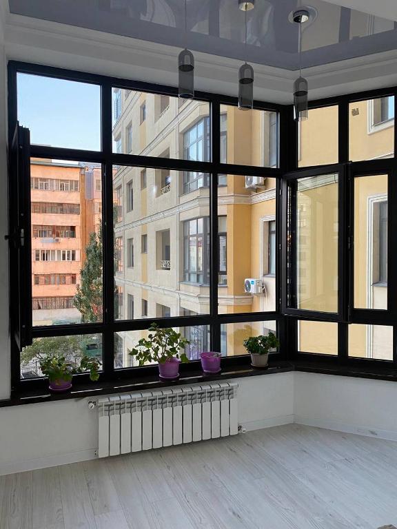 New Cozy Apartment - B&B Bishkek