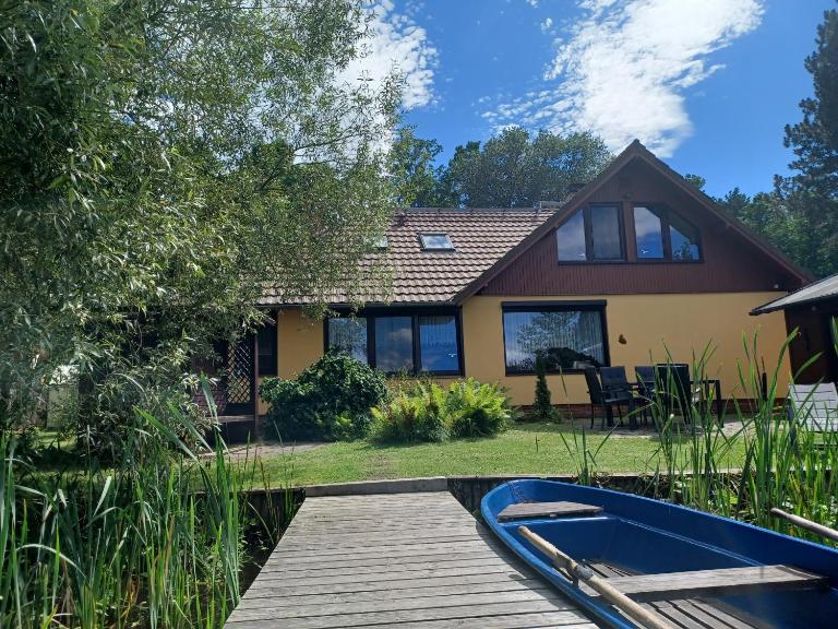 Ferienhaus am Bauernsee - B&B Kagel