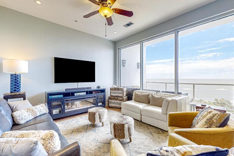 Infinity Sea of Serenity - B&B Galveston