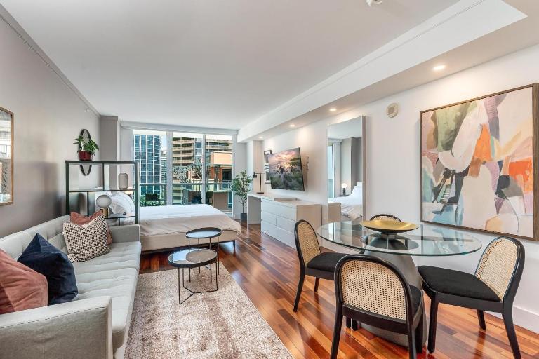 Renovated Coconut Grove Studio includes Parking - B&B Miami
