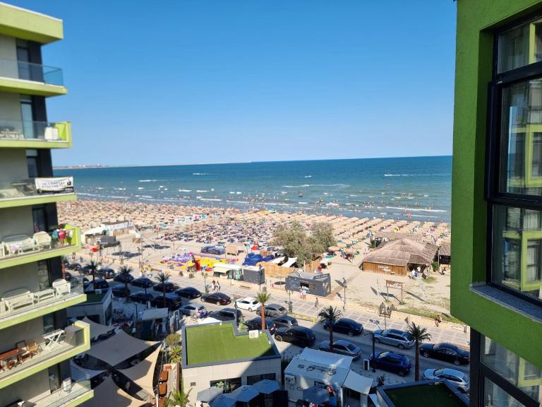 Red4You Apartment Spa and Pool Beach Resort - B&B Mamaia