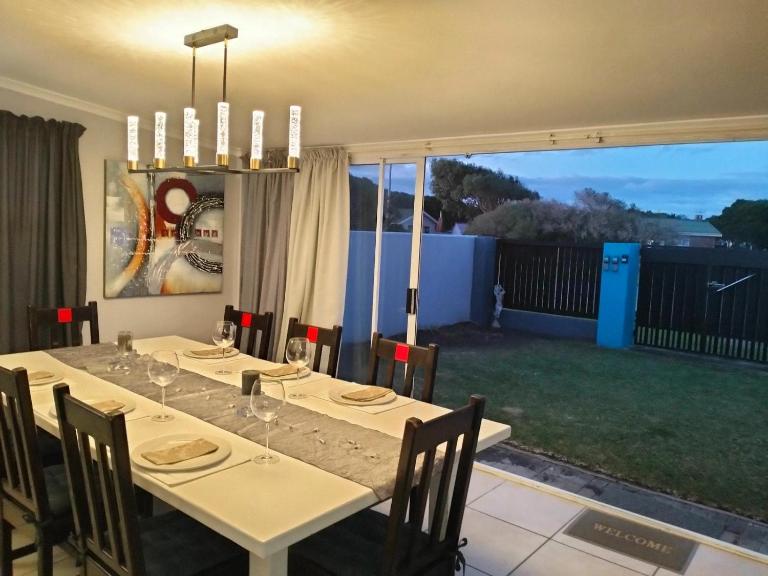 25 On Main Struisbaai - B&B Struisbaai